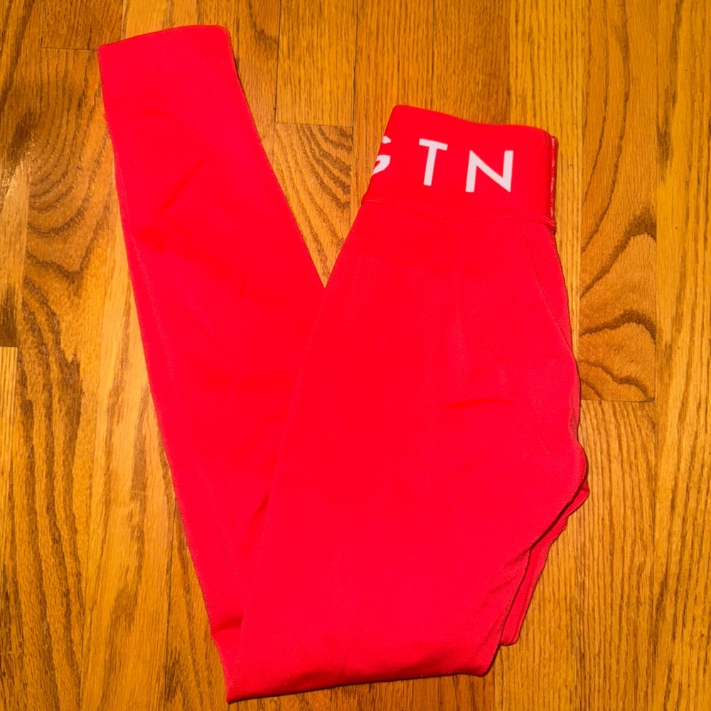 NVGTN Sport Seamless Leggings Scarlet - Picture 6 of 6